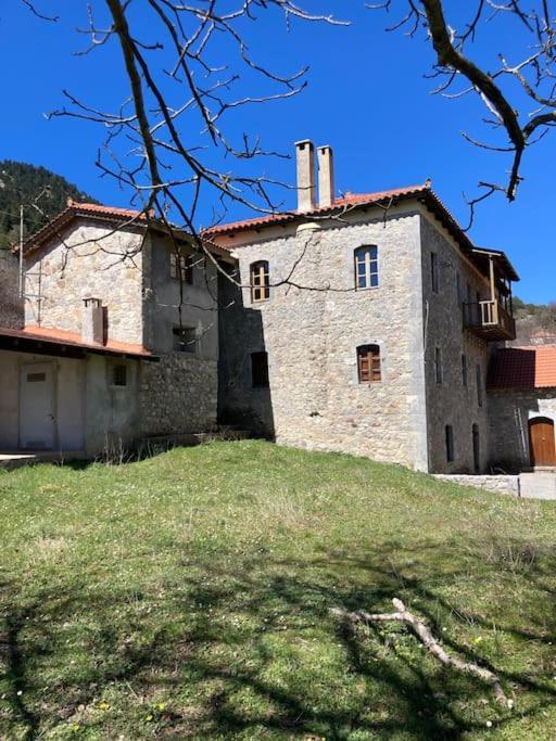 Παραδοσιακή Κατοικία Στο Μαίναλο Alonistaina المظهر الخارجي الصورة